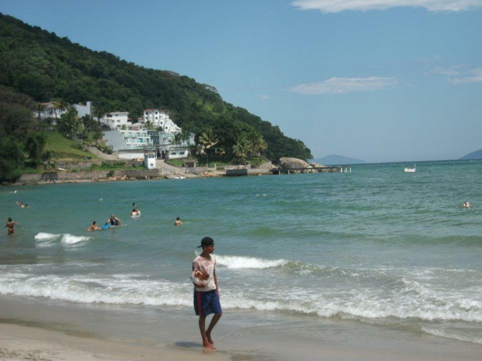 Lindo Apto Praia Martin de Sá com Piscina e Wi-fi Perto do Mar!! Caraguatatuba Esterno foto